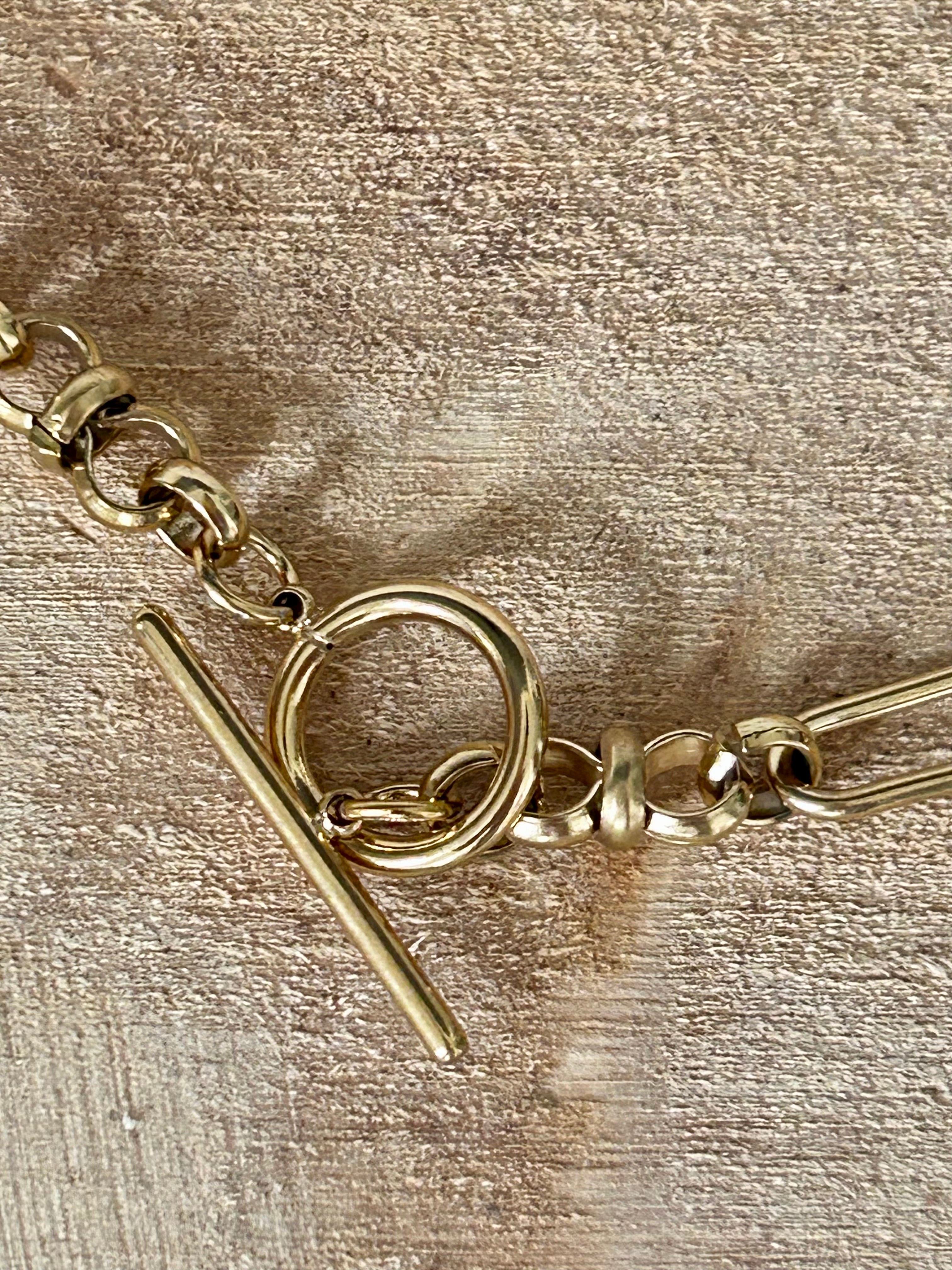 COLLIER T